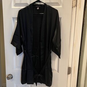 NEW Victoria's Secret Black Robe